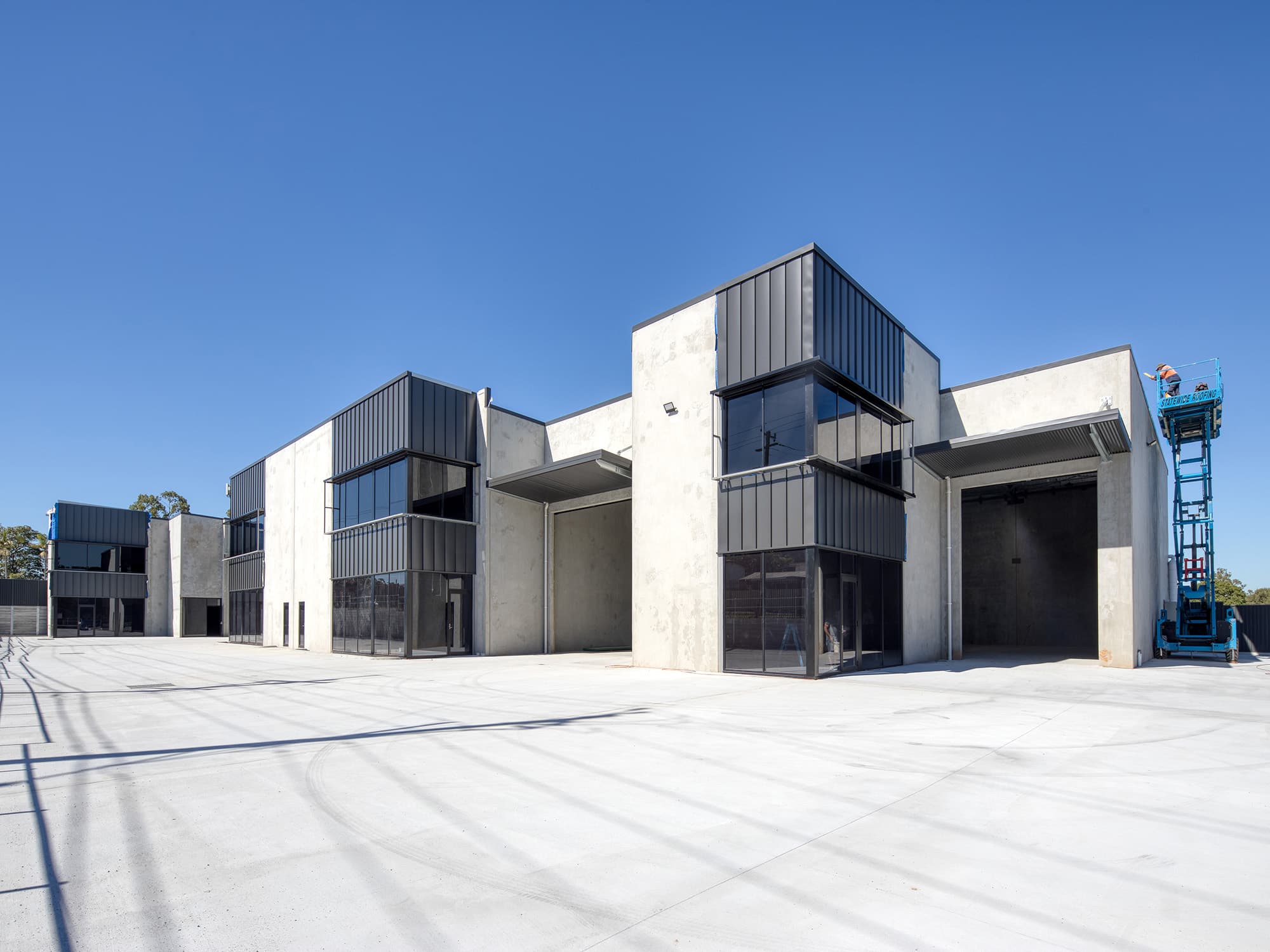 Proudlock commercial warehouse construction